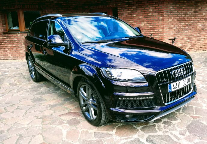 Audi Q7 S-line